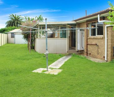 FLAMILY HOME IN QUIET COURT - Photo 6