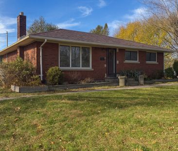 For Lease - 6427 Burdette Drive, Niagara Falls, Ontario - Photo 1