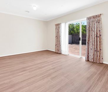 5 Alder Court, Gowanbrae VIC 3043 - Photo 4