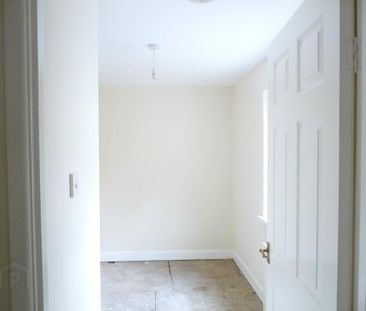 28 Dewey Street, Belfast, BT13 3GT - Photo 3