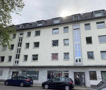 Vollmodernisierte 2-R-DG-Wohnung – zentral gelegen - Photo 1