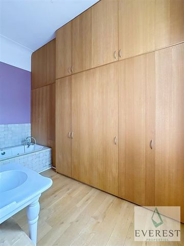 Place Brugmann!Sublime appartement non meublé 2 chambres + 2 SDD avec terrasse et box garage - Photo 5