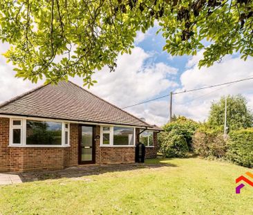 3 bedroom detached house to rent - Photo 2