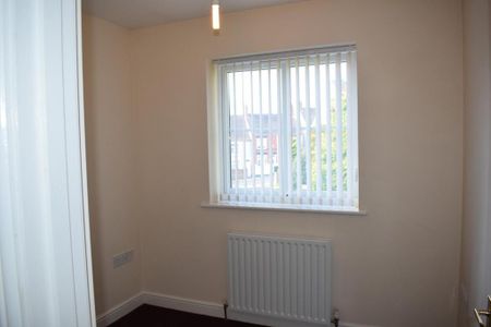 3 bedroom detached house to rent - Photo 4