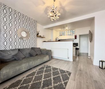 3 bedroom apartment to rent - Photo 1