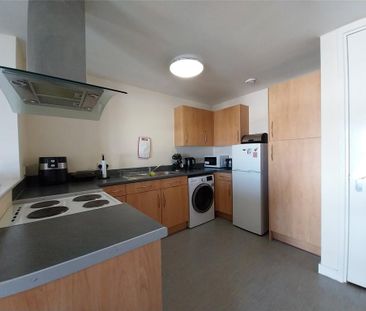 2 bedroom flat to rent - Photo 6