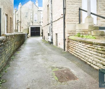 Trinity Street, Huddersfield, HD1 - Photo 3