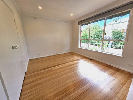 2 / 14 Wilson St, Murrumbeena - Photo 2