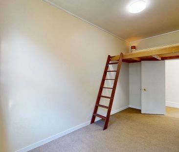 Prime City-Fringe Flat– Unbeatable Location! - Photo 6