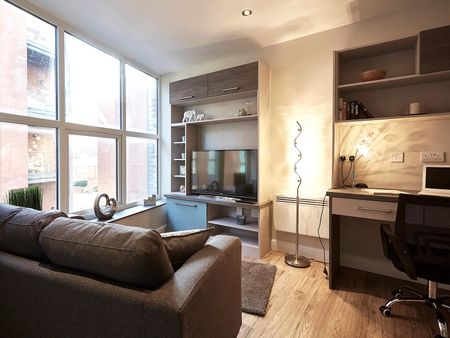 Apt 24, Eagle House - Photo 2