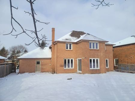 For Lease - 29 Worthington Avenue, Richmond Hill, Ontario - Photo 2