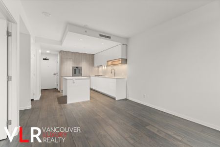 Condo in Richmond, BC - Photo 4