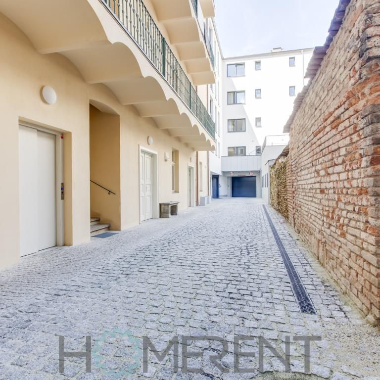 Pronájem bytu 1+kk 37 m2 - Fotografie 1