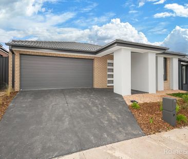 Brand New & Quality Finishes Family Home - Photo 1