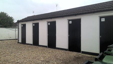 1 bedroom flat to rent - Photo 5