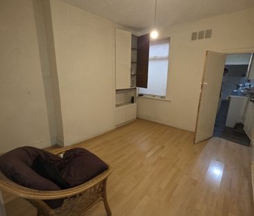 2 Bed Terraced House, Welford Road, LE2 - Photo 1