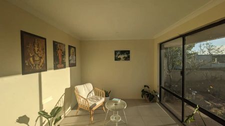 “LARGE ROOMS WITH AIR CON FOR RENT. IN Beautiful, Furnished House in a Peaceful Seville Grove Home” - Photo 3