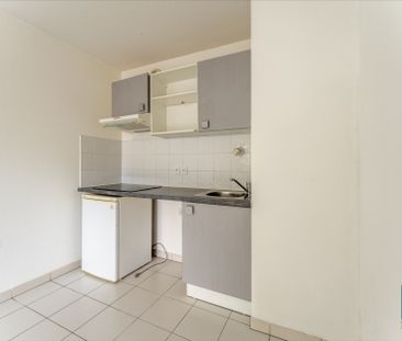 Location Appartement 2 pièces 46m² - Photo 6