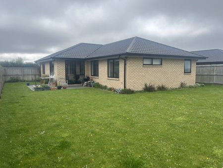 23 Minerva Crescent, Woodend - Photo 3