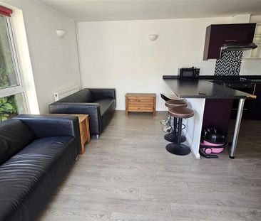 4 bedroom terraced house to rent - Photo 1