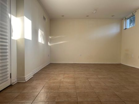 For Lease - 23 Pineway Blvd Boulevard Unit# Suite AA, Toronto, Ontario - Photo 5