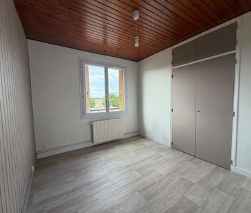 Location Appartement 4 pièces 65m² STE GENEVIEVE DES BOIS 91700 - Photo 6