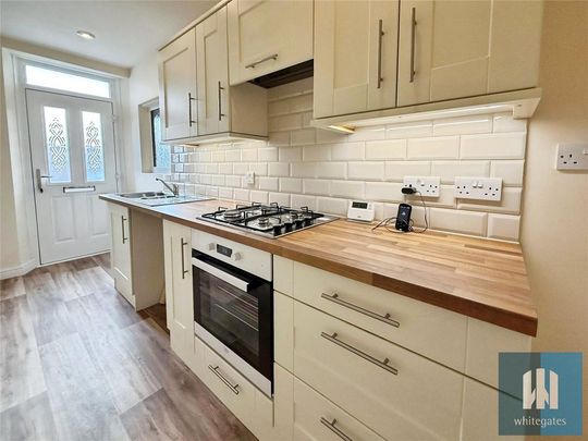 2 bedroom terraced house to rent - Photo 1