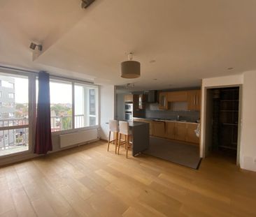 Location Appartement 4 pièces 84m² LA MADELEINE 59110 - Photo 5