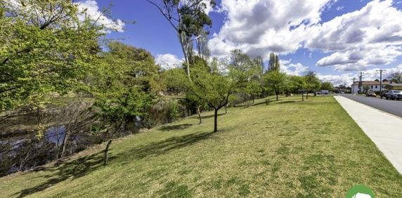 16/30 Trinculo Place, Queanbeyan East - Photo 2