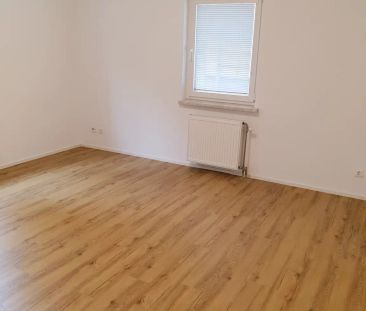 Sanierte Wohnung - mit neuer Küche zu vermieten! - Photo 2
