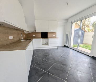 Location Maison 7 pièces 225m² - Photo 2