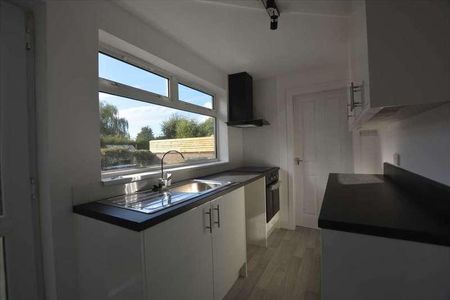 Middlewich Road, Winsford, CW7 - Photo 5