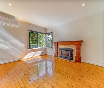 Comfort, Convenience & Lifestyle in Prime North Bendigo Location - Photo 1