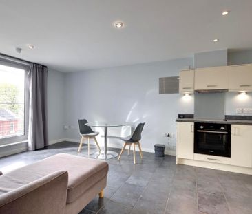 2 bedroom apartment to rent - Photo 6