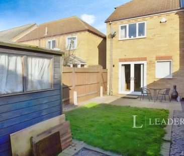 2 bedroom house to rent Pinewood Avenue, Whittlesey, PE7 - Photo 2