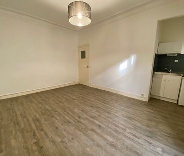 Location Appartement 1 Pièce 25 m² - Photo 3
