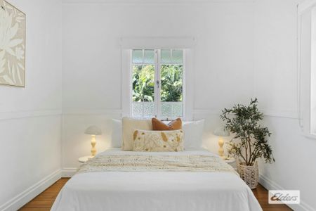 Elevated Character Stunner - Photo 4