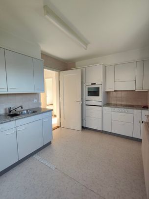 Charmante 2.5-Zimmerwohnung mit Balkon in Aarberg - Photo 1