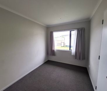 1/39 Rewarewa Road, Te Atatu Peninsula - Photo 3