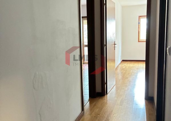 Apartamento T1 + 1