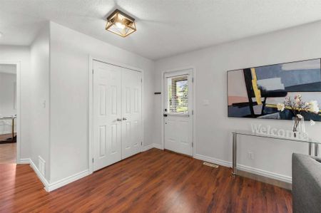 For Lease - 4 Alice Avenue, Georgina, Ontario - Photo 2