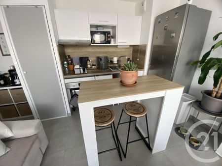 Location Appartement 2 pièces 37m² MONTPELLIER 34070 - Photo 2