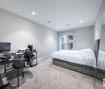 Explorer Way, London, NW7 - Photo 5