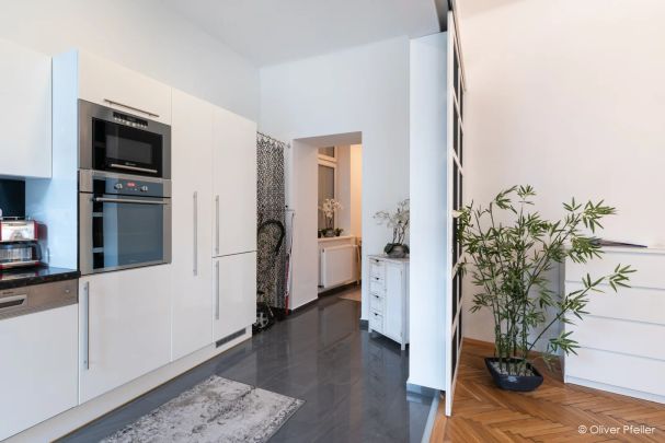 ELEGANT EINGERICHTETE ALTBAUWOHNUNG ZU VERMIETEN - Foto 1