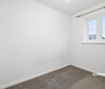 3 bedroom end of terrace house to rent - Photo 5