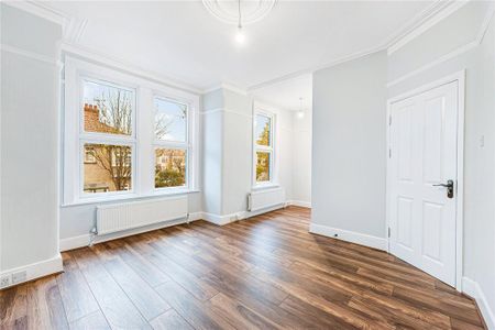 4 bedroom terraced house to rent - Photo 3