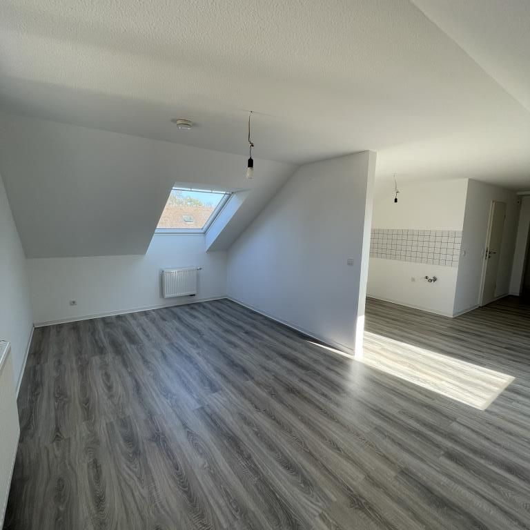 Moderne Singlewohnung mit weißem Tageslichtbad! - Photo 1