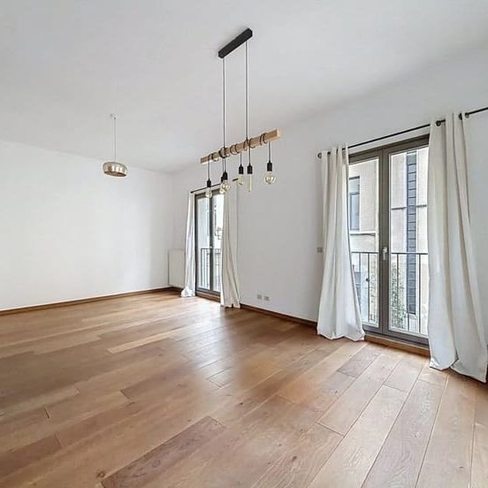 Appartement te huur - Photo 1