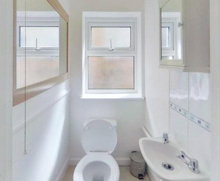 2 bedroom property to rent - Photo 5