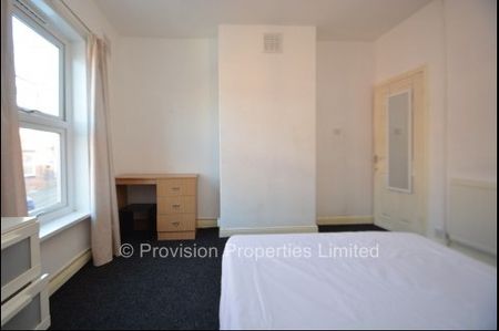 2 Bedroom Houses to Rent - Photo 4